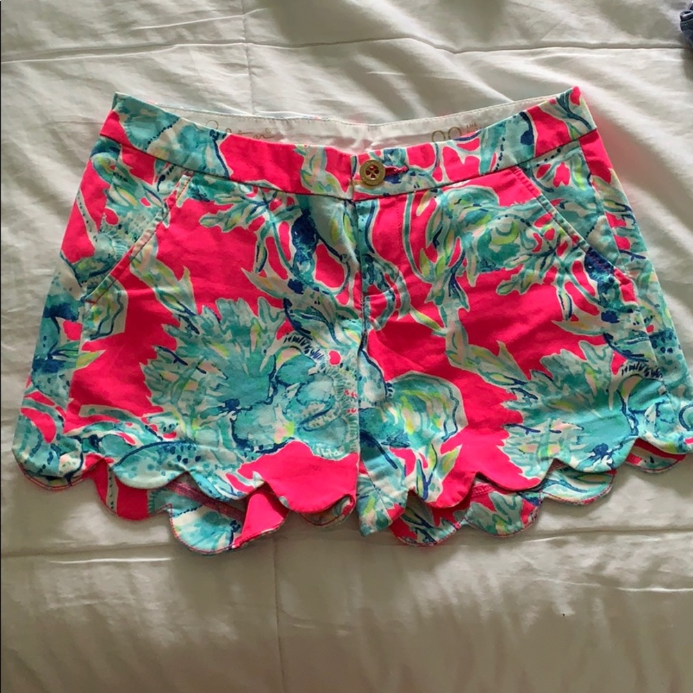 LILLY PULITZER- buttercup stretch shorts
